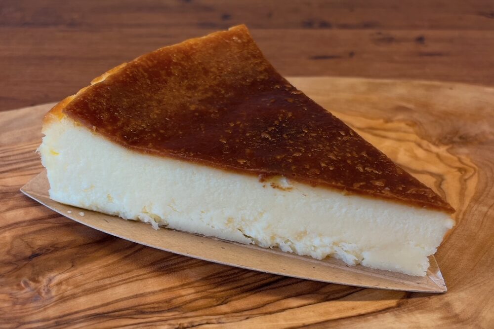 濃厚バスクチーズケーキ